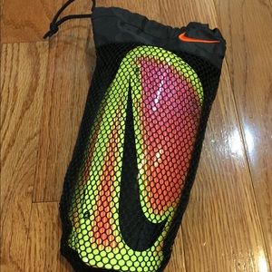 Nike Mercurial Lite Shin Guards